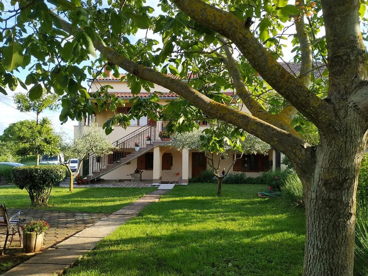 Apartment Dado Porec